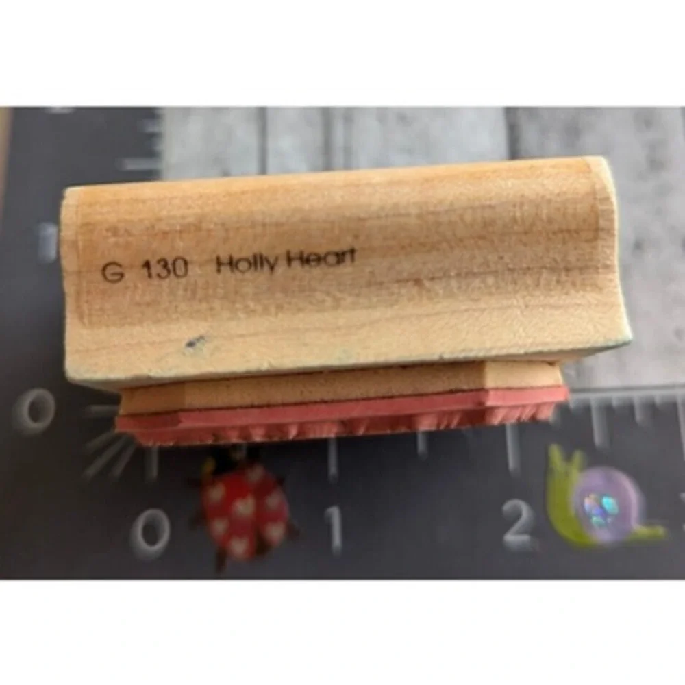 Dots Holly Heart Wreathe G130 1989 Rubber Stamp Wood #E66